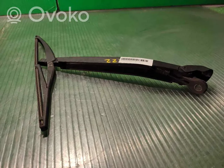 Peugeot 307 CC Rear wiper blade arm 