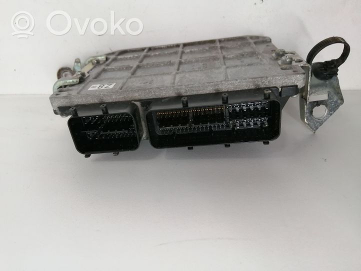 Toyota Prius (XW30) Polttoaineen ruiskutuspumpun ohjainlaite/moduuli 8966147850