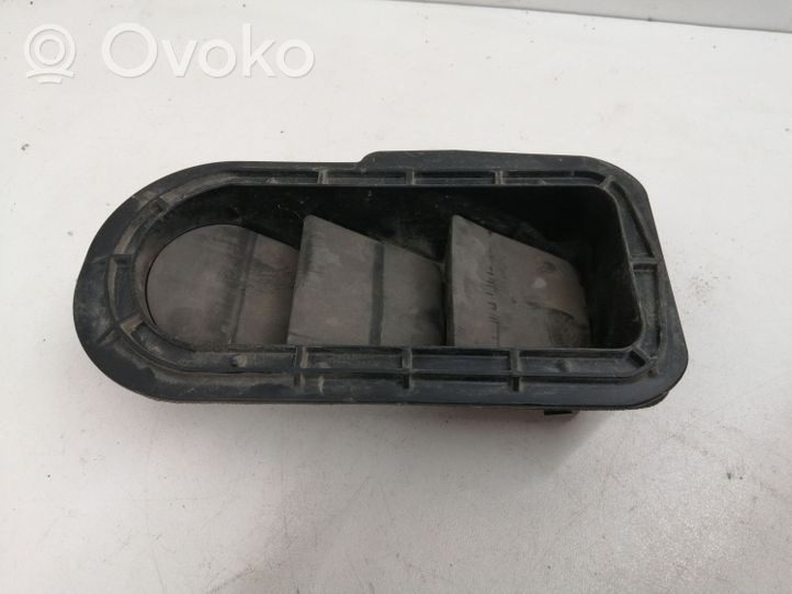 Toyota Auris E180 Kulmapaneelin paineventtiili 6293002050