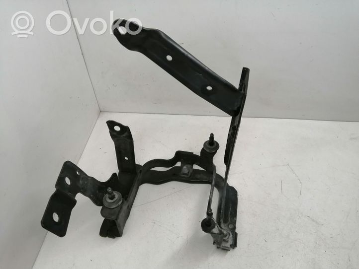 Ford Transit -  Tourneo Connect Supporto di montaggio della pompa del servosterzo 3M513K738AC