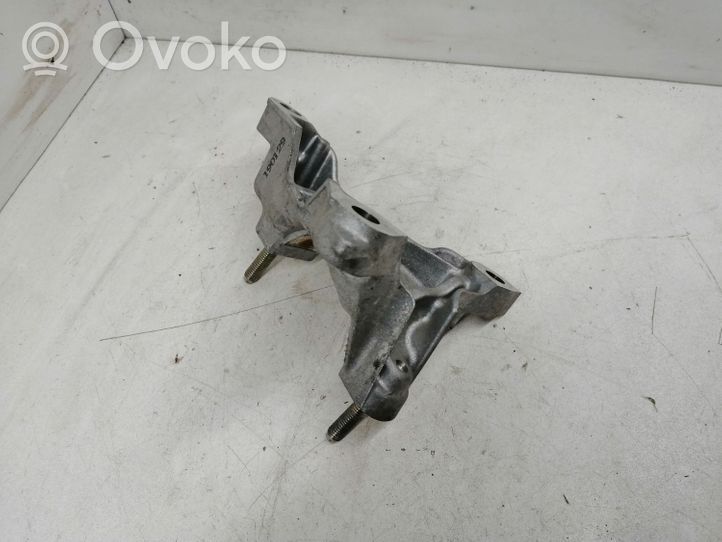 Mazda CX-3 Supporto per boccola della barra antirollio, anteriore 190129