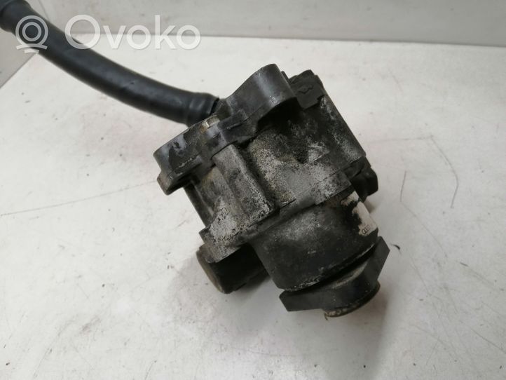 Volkswagen Golf VI Power steering pump 91128