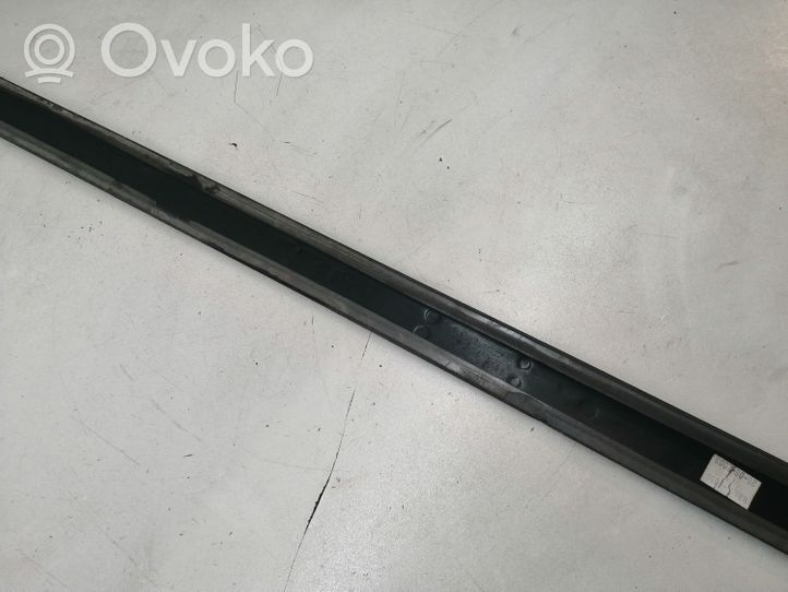 Toyota Yaris Kita slenkscių/ statramsčių apdailos detalė PZ415B252000