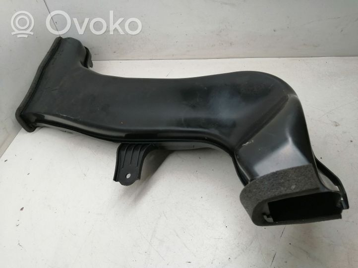 Toyota Yaris Parte del condotto di aspirazione dell'aria G92F10D010