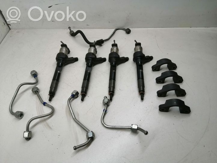 Mazda CX-7 Tuyau d'alimentation conduite de carburant KM030160