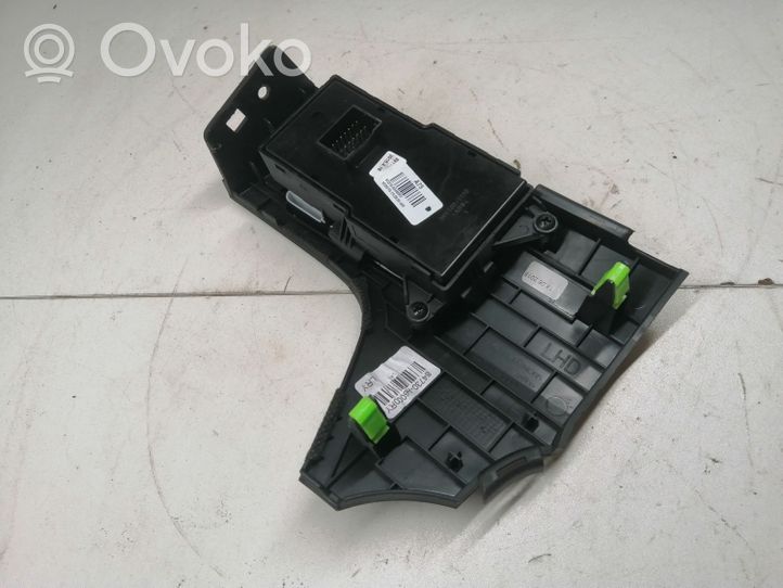 Hyundai i30 Interruttore di regolazione livello altezza dei fari 84730A6000