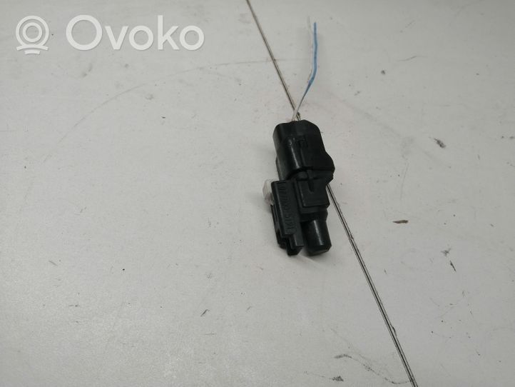 Toyota Auris E180 Außentemperatur Sensor Fühler Geber 0775005191