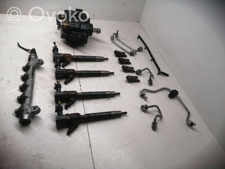 Hyundai i30 Set sistema iniezione carburante 331002A420