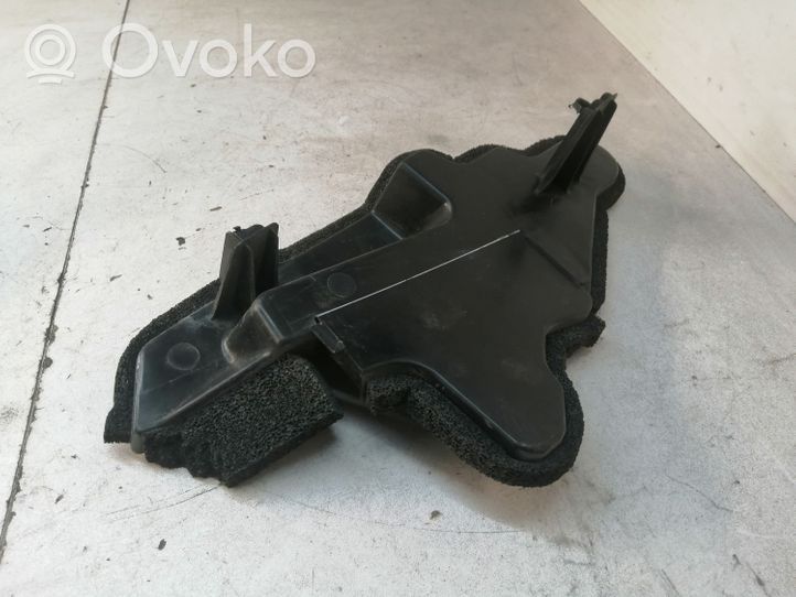 Toyota Prius (XW30) Muu moottoritilan osa 5573447010