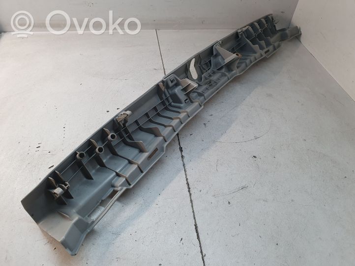 Toyota Prius (XW30) Osłona pasa bagażnika 6471647030