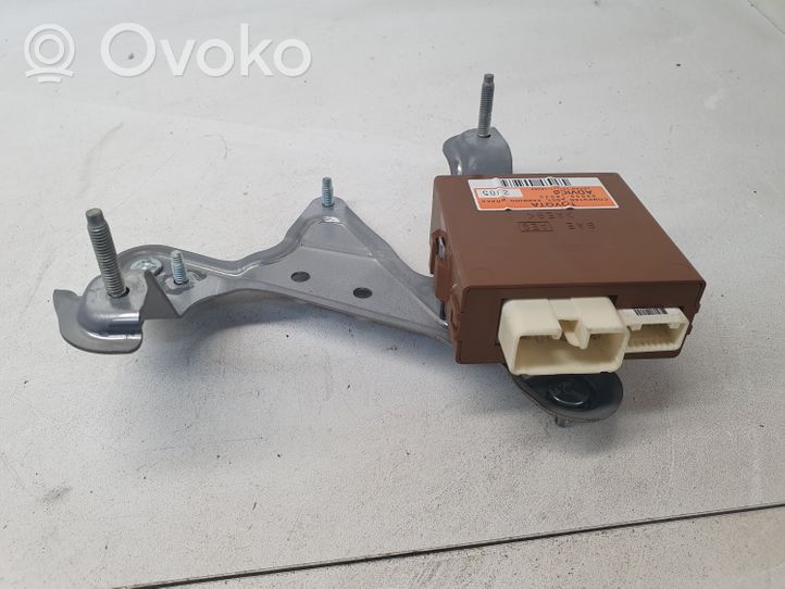 Lexus GS 250 350 300H 450H Modulo di controllo del freno a mano 8905030030