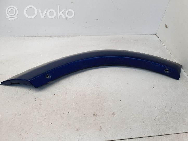 Toyota RAV 4 (XA40) Moulure de porte arrière 6106142010