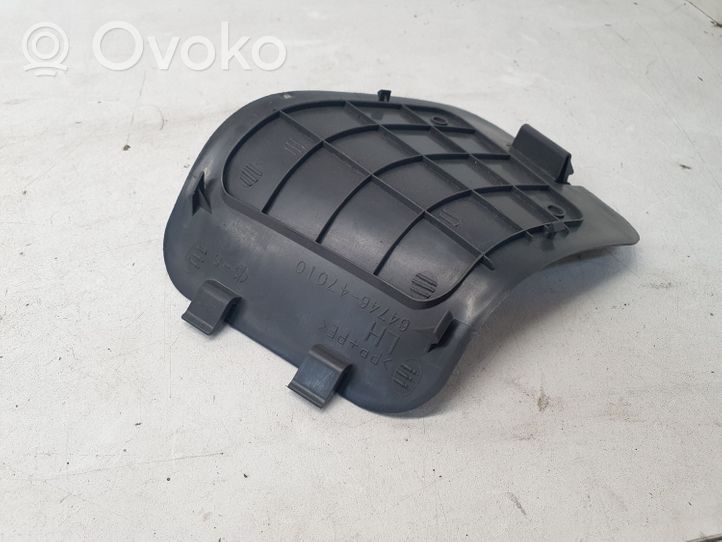 Toyota Prius (XW20) Cubierta del soporte de la lámpara de la luz trasera 6474647010