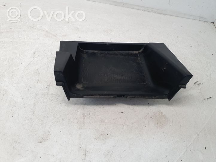 Mitsubishi L200 Tapis, porte-gobelet 4P0019MY