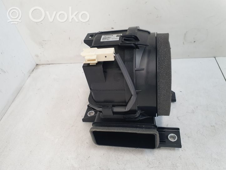 Toyota Yaris Wentylator baterii pojazdu hybrydowego / elektrycznego G923052010