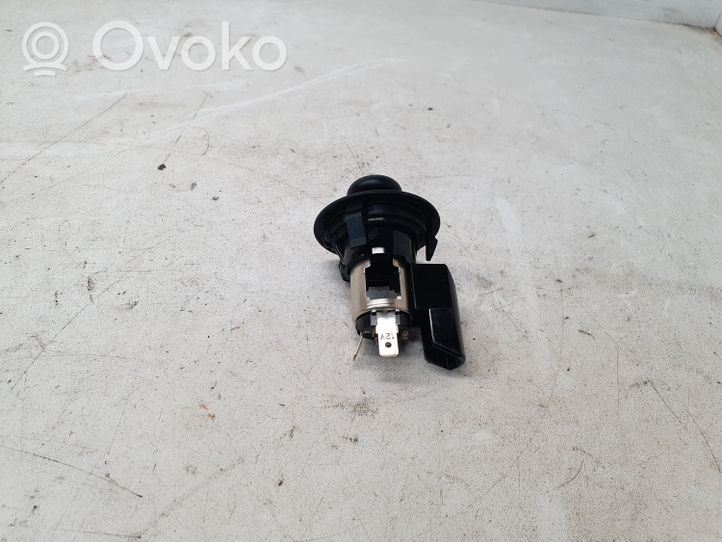 Lexus RX 330 - 350 - 400H Savukkeensytytin 5547748050