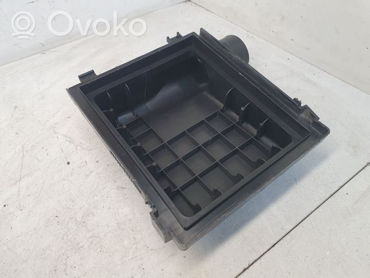 Toyota Prius (XW30) Tapa de la caja del filtro de aire 1781237030