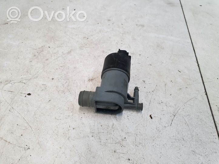 Toyota Yaris Pompe de lave-glace de pare-brise 853300D121