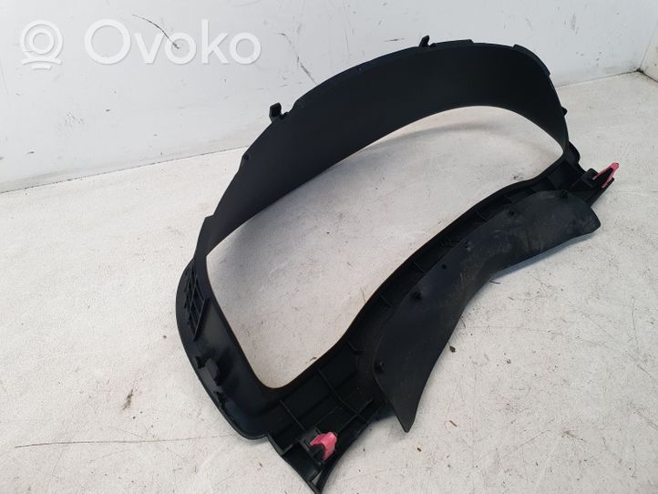 Toyota Avensis T270 Instrumentu paneļa dekoratīvā apdare 5541005030