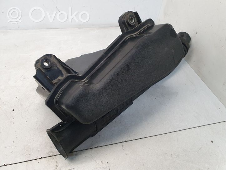 Toyota Auris E180 Risuonatore di aspirazione 177500T010