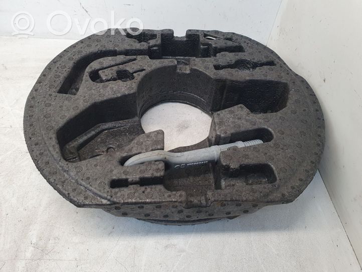 Volkswagen Golf V Rivestimento vano della ruota di scorta 1K0012115F