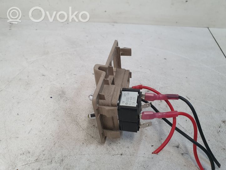 Lexus RX 330 - 350 - 400H Inny element deski rozdzielczej 5544648020