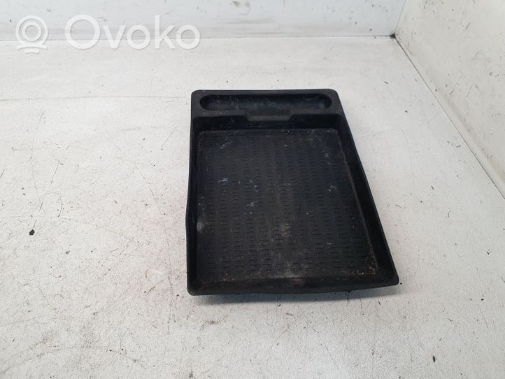 BMW X5 E70 Tapis de boîte à gants 914211703