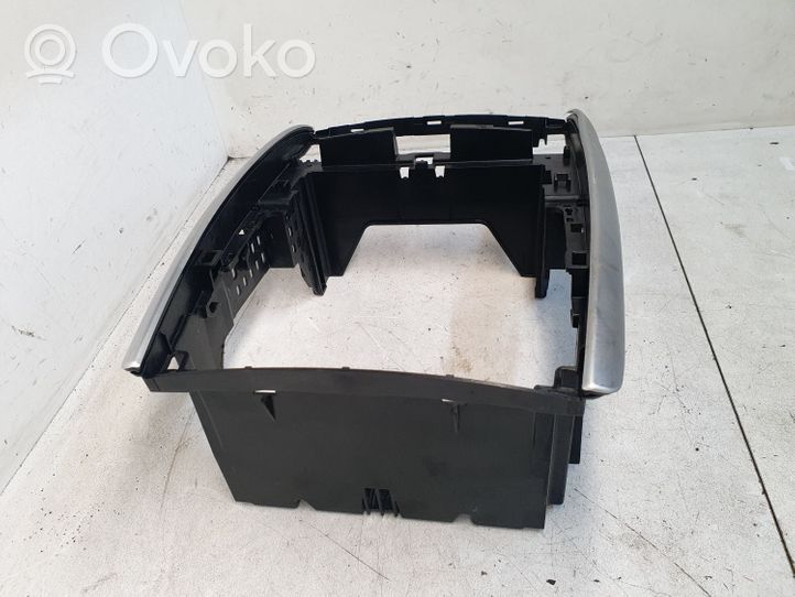 Mercedes-Benz Sprinter W901 W902 W903 W904 Other center console (tunnel) element WZ1