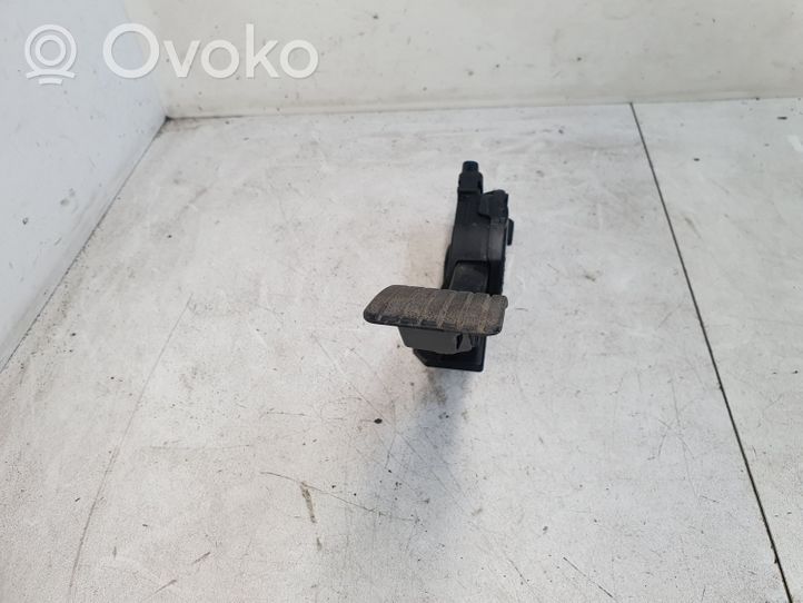 Mitsubishi L200 Pedale dell’acceleratore 1600A149