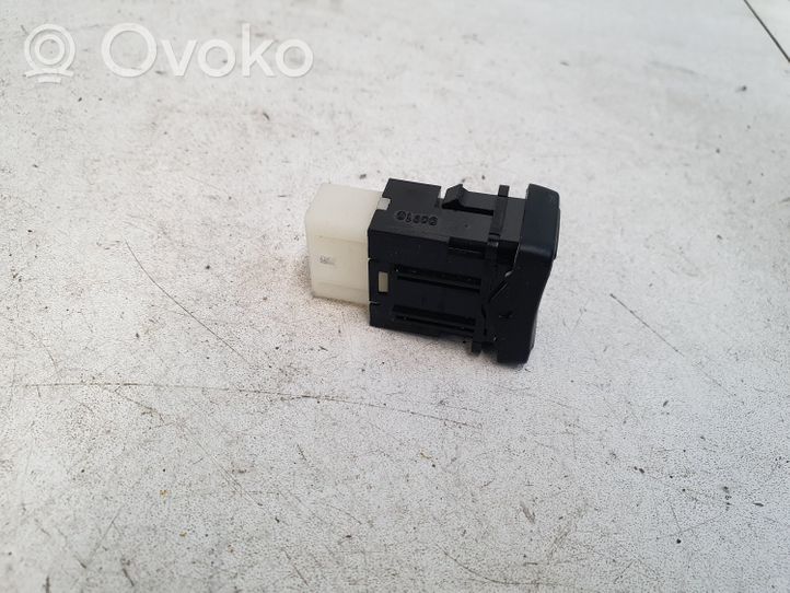 Mitsubishi L200 Autres commutateurs / boutons / leviers 299136867