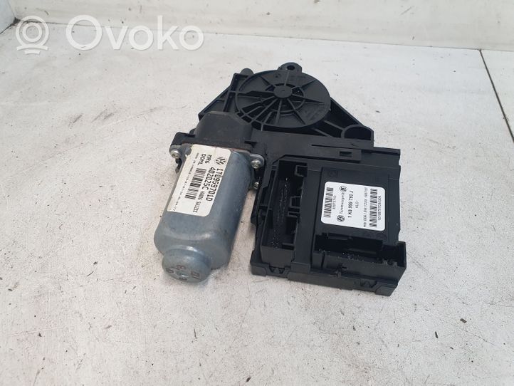 Volkswagen Cross Touran I Moteur de lève-vitre de porte avant 1T0959701D