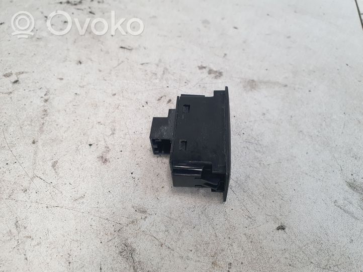 Audi A1 Tailgate/boot open switch button 4G0959831A