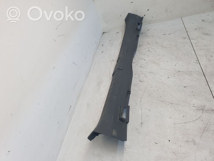 Toyota Prius (XW20) Bagāžnieka sliekšņa dekoratīvā apdare 6471647010