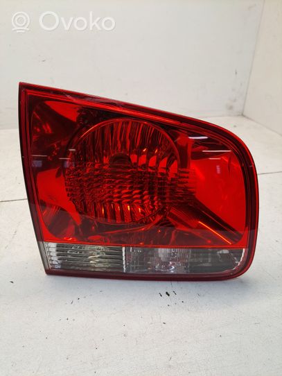 Volkswagen Cross Touran I Lampy tylnej klapy bagażnika 7L6945093H