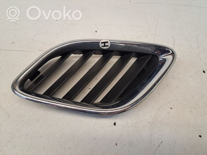 Saab 9-5 Grille calandre supérieure de pare-chocs avant 5336185