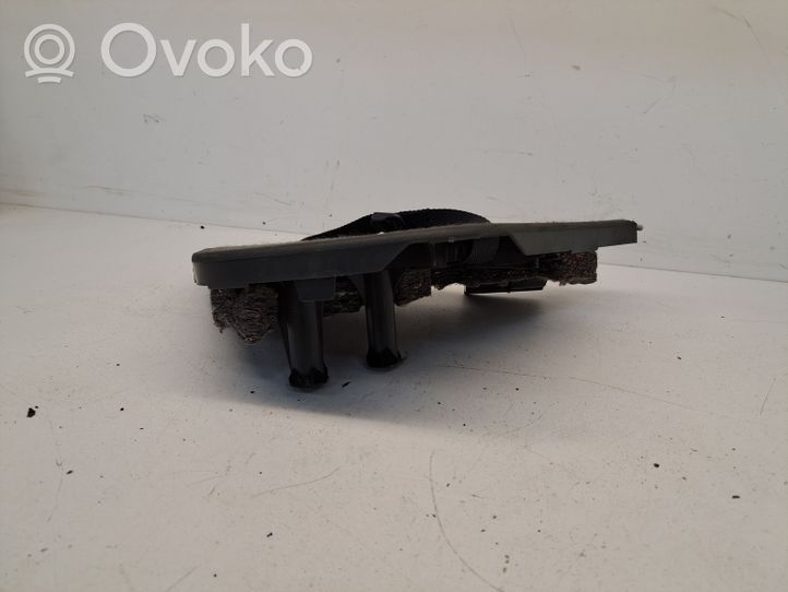 Toyota Prius (XW20) Keskikonsolin takasivuverhoilu 5841747010