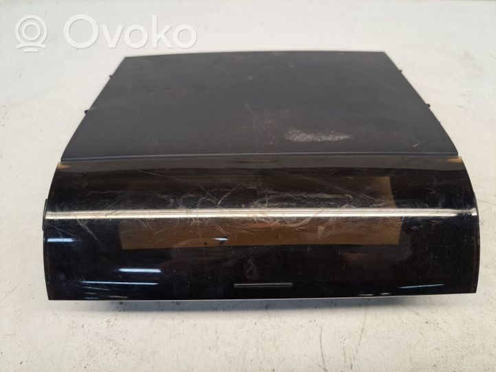 Toyota Prius (XW20) Rivestimento del pannello 5542047010