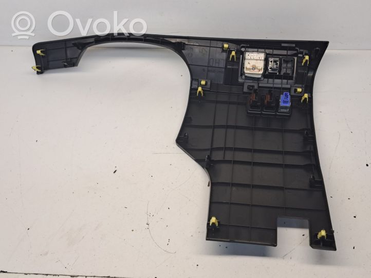 Toyota Verso Boczny element deski rozdzielczej 555450F030