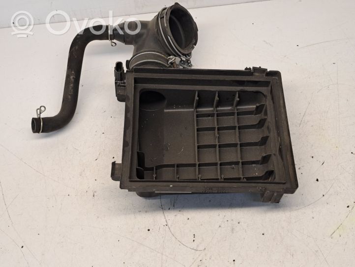 Toyota Auris E180 Coperchio scatola del filtro dell’aria 177050T060