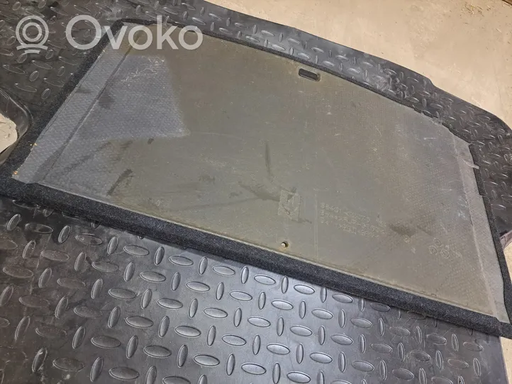 Toyota Auris E180 Doublure de coffre arrière, tapis de sol 5840102070