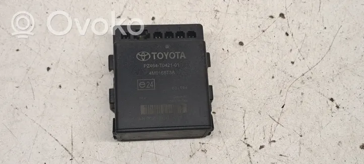 Toyota Prius (XW20) Pysäköintitutkan (PCD) ohjainlaite/moduuli 4M0168T3A