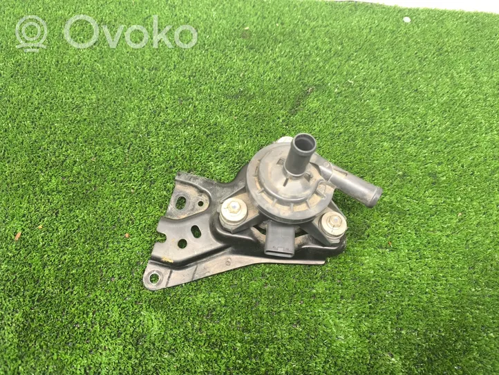 Toyota Yaris Pompe à eau de liquide de refroidissement G904052010