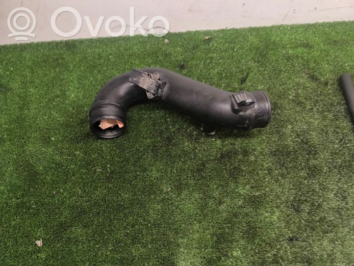 2H0145955 Volkswagen Amarok Intercooler hose/pipe, 15.00 € RRR