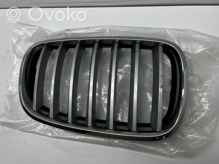 BMW X5 E70 Maskownica / Grill / Atrapa górna chłodnicy 7157688