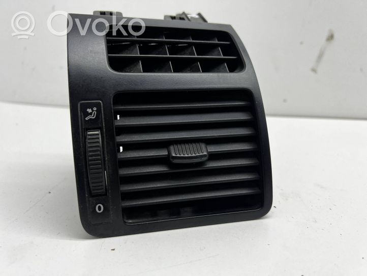 Volkswagen Touran I Copertura griglia di ventilazione laterale cruscotto 1T0819704B