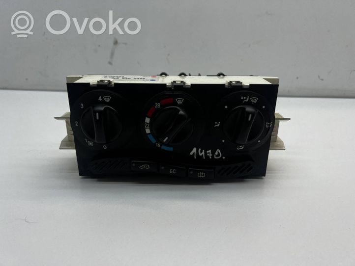 Mercedes-Benz A W168 Climate control unit 1688300485