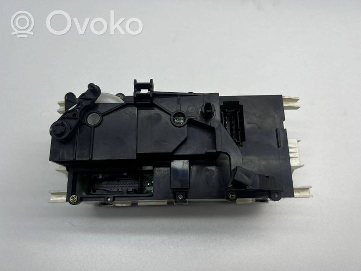 Mercedes-Benz A W168 Climate control unit 1688300485