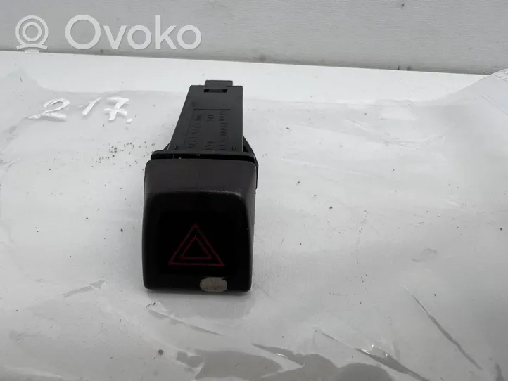 Volvo V50 Autres commutateurs / boutons / leviers 8651399