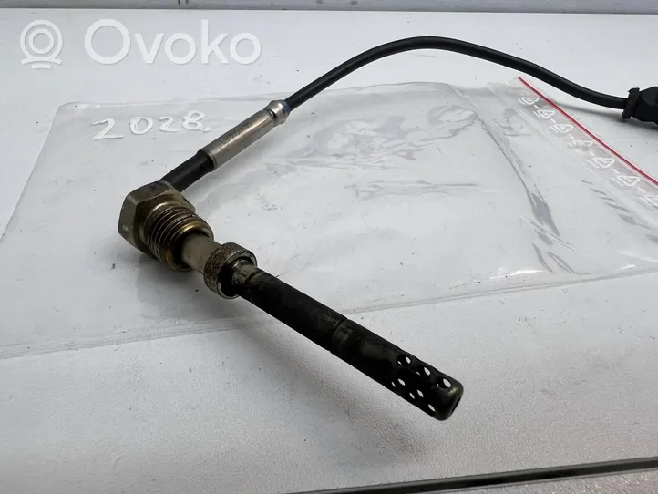 Opel Astra J Exhaust gas temperature sensor 55566185