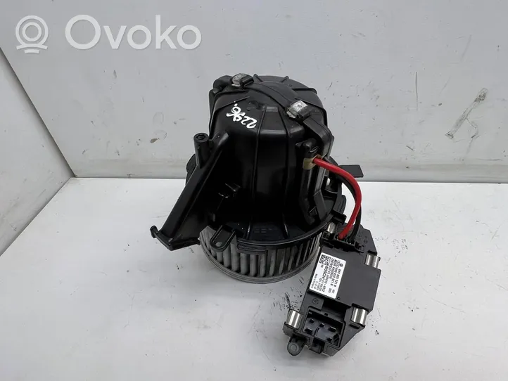 Audi A4 S4 B8 8K Ventola riscaldamento/ventilatore abitacolo U0854003